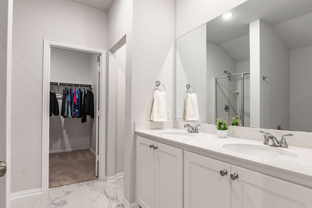 1909 Saint James Place Lane, Anna, TX 75409