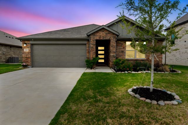 1909 Saint James Place Lane, Anna, TX 75409