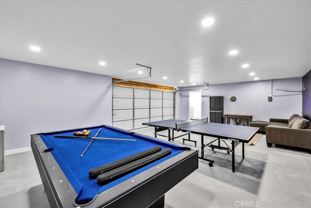 Image 25 of property listing at 670 Ducor Avenue, Landers, CA 92285