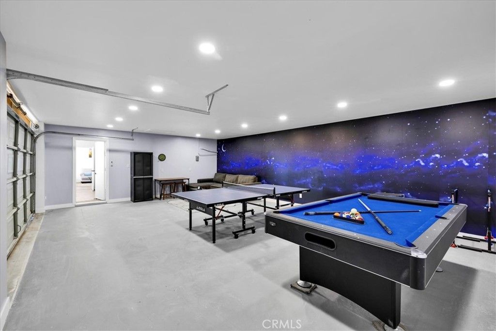 Image 26 of property listing at 670 Ducor Avenue, Landers, CA 92285