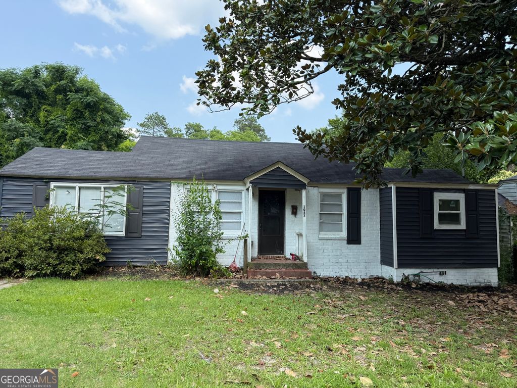 1057 Clay Avenue, Macon, GA 31211