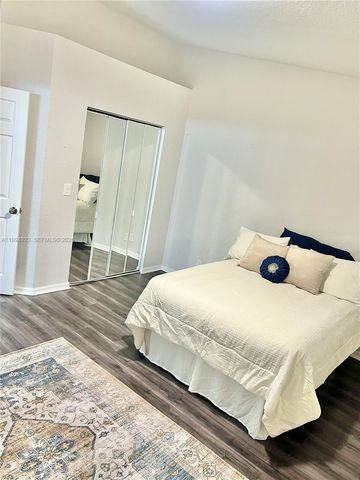 3951 NW 92nd Ave, Sunrise, FL 33351