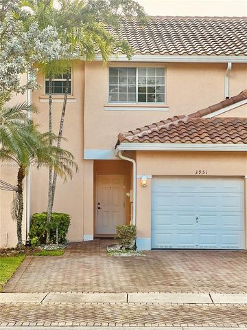 3951 NW 92nd Ave, Sunrise, FL 33351