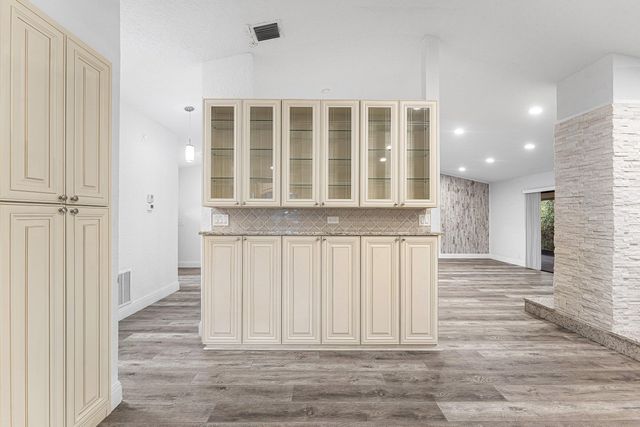 13853 SHEFFIELD Street, Wellington, FL 33414