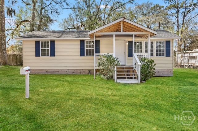 404 S Maple Street, Springfield, GA 31329