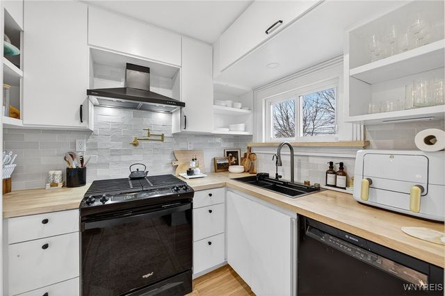 10 Old Colony Avenue, Tonawanda, NY 14150