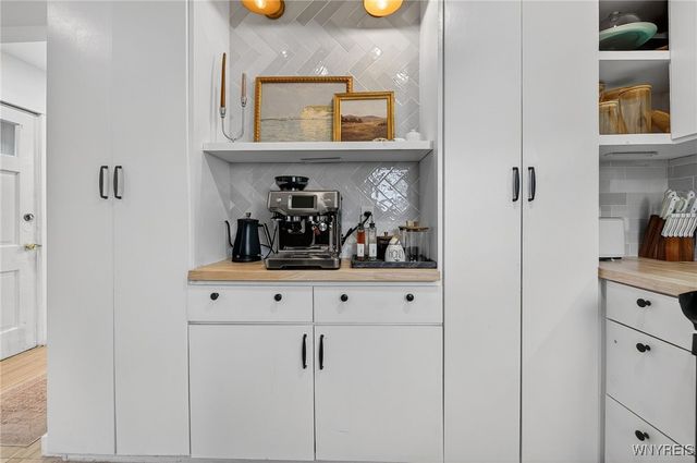 10 Old Colony Avenue, Tonawanda, NY 14150