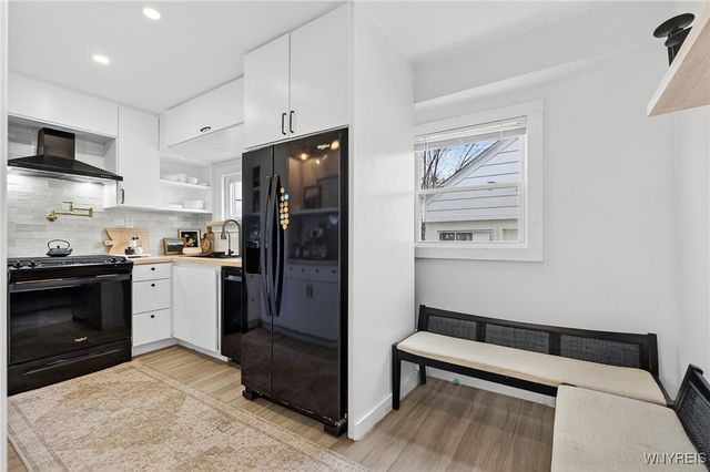 10 Old Colony Avenue, Tonawanda, NY 14150