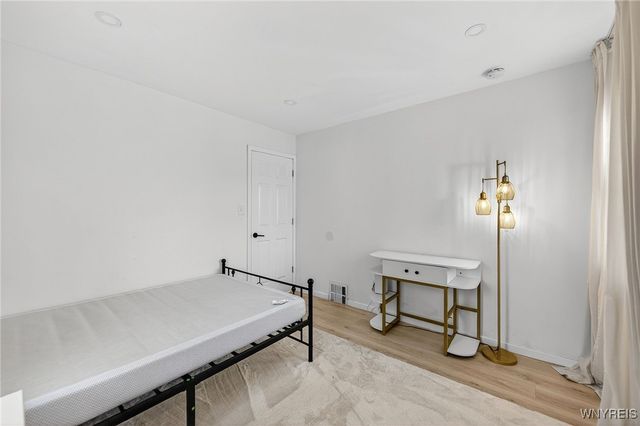 10 Old Colony Avenue, Tonawanda, NY 14150