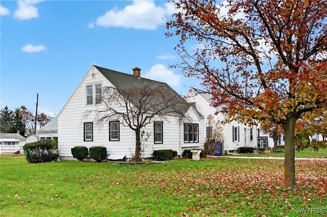 10 Old Colony Avenue, Tonawanda, NY 14150