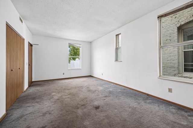 1816 S 5th Street B, Minneapolis, MN 55454