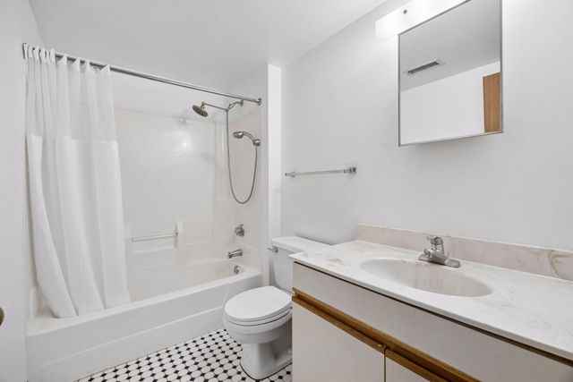 1816 S 5th Street B, Minneapolis, MN 55454