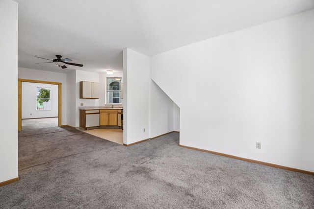 1816 S 5th Street B, Minneapolis, MN 55454