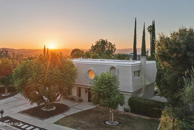 22777 Brenford Street, Woodland Hills, CA 91364