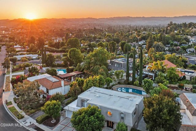 22777 Brenford Street, Woodland Hills, CA 91364