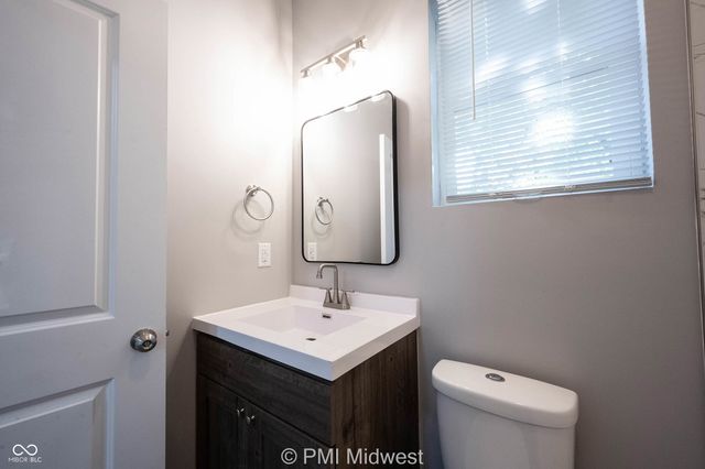 2038 E Maryland Street B, Indianapolis, IN 46201