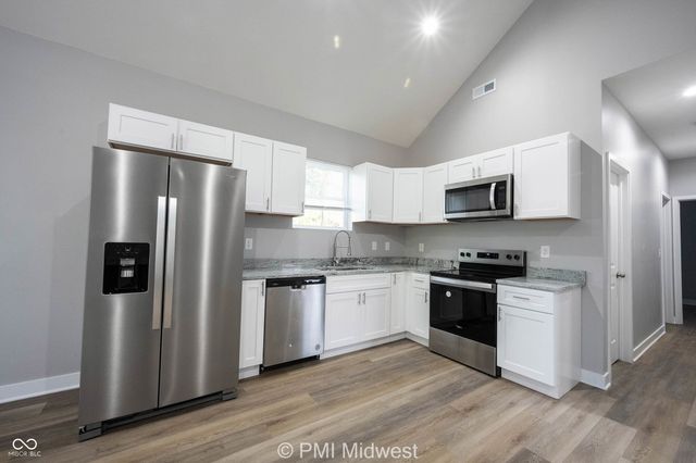 2038 E Maryland Street B, Indianapolis, IN 46201