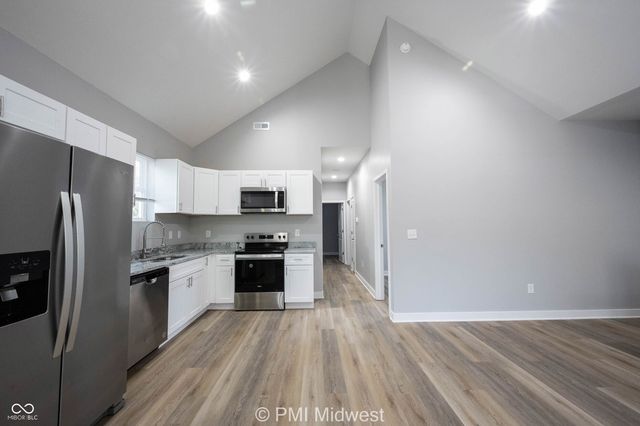 2038 E Maryland Street B, Indianapolis, IN 46201