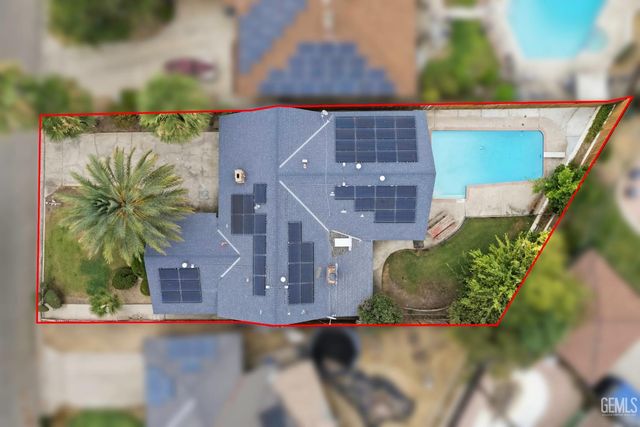 5200 Laguna Street, Bakersfield, CA 93306