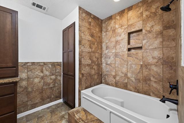2103 Friendly Drive 3211, Arlington, TX 76011