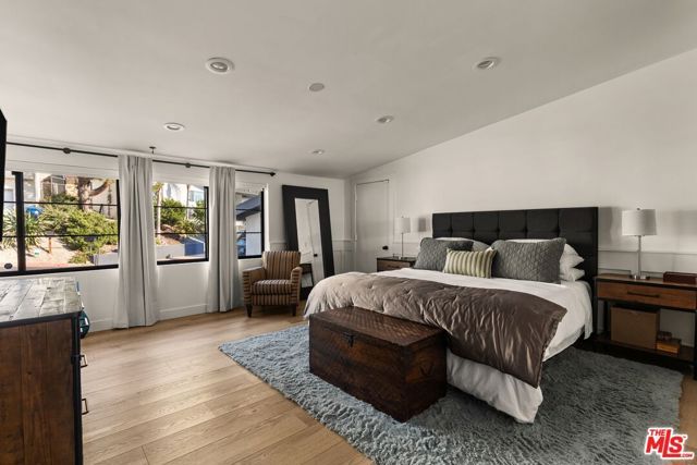 22505 Macfarlane Drive, Los Angeles, CA 91364