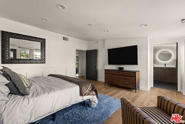 22505 Macfarlane Drive, Los Angeles, CA 91364