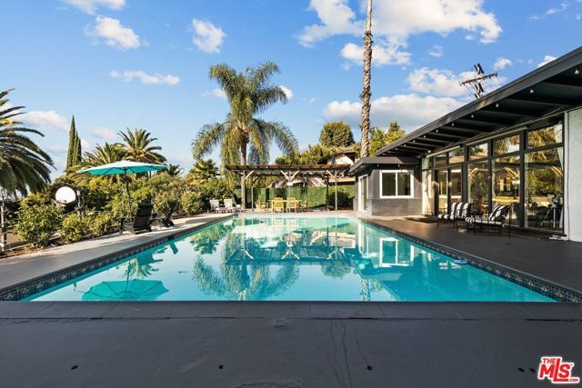 22505 Macfarlane Drive, Los Angeles, CA 91364