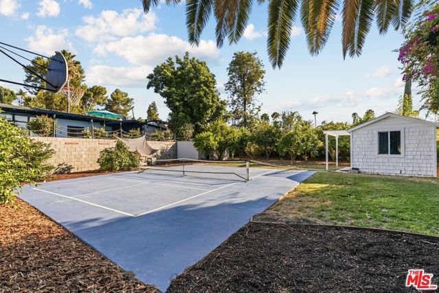 22505 Macfarlane Drive, Los Angeles, CA 91364
