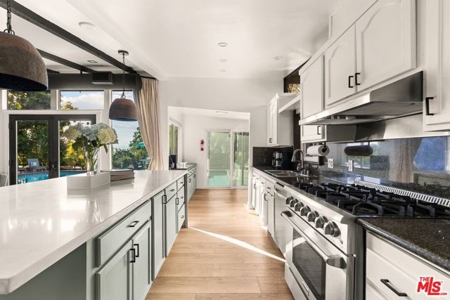 22505 Macfarlane Drive, Los Angeles, CA 91364