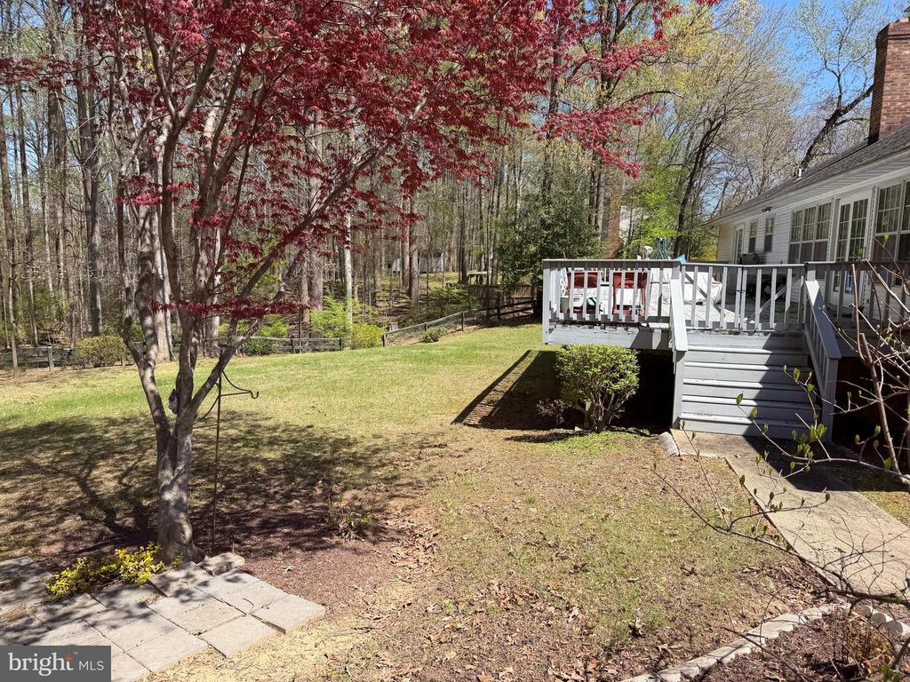 Image 6 of property listing at 733 SHARPSBURG DR, Davidsonville, MD 21035