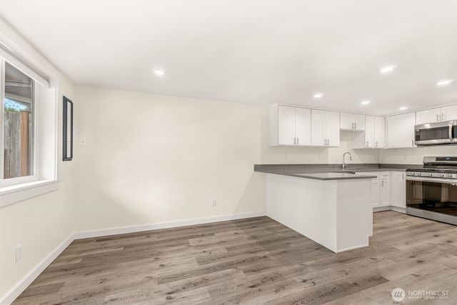 9251 N Ashworth Avenue N, Seattle, WA 98103