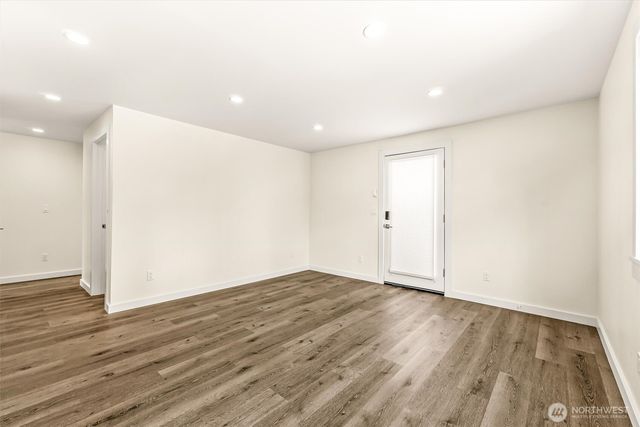 9251 N Ashworth Avenue N, Seattle, WA 98103