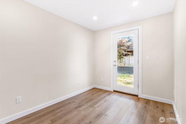 9251 N Ashworth Avenue N, Seattle, WA 98103