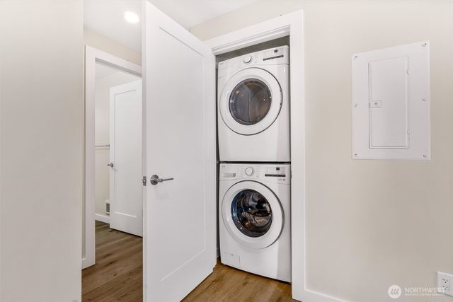 9251 N Ashworth Avenue N, Seattle, WA 98103