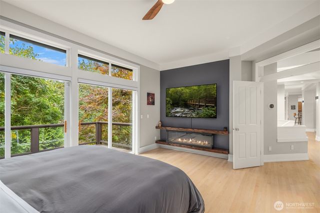 6560 156th Avenue SE, Bellevue, WA 98006