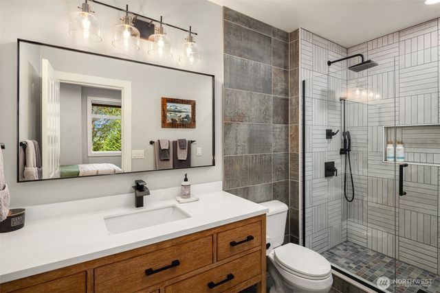 6560 156th Avenue SE, Bellevue, WA 98006