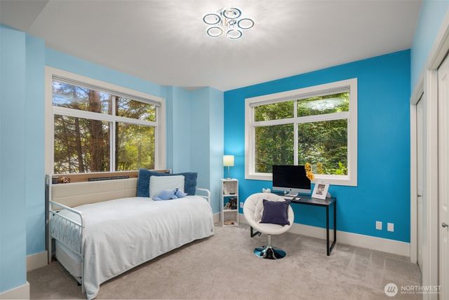 6560 156th Avenue SE, Bellevue, WA 98006