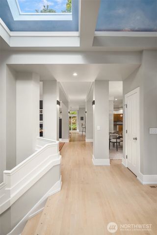 6560 156th Avenue SE, Bellevue, WA 98006