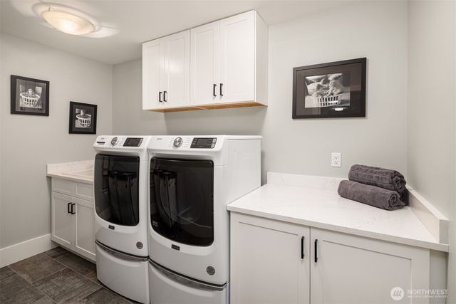 6560 156th Avenue SE, Bellevue, WA 98006