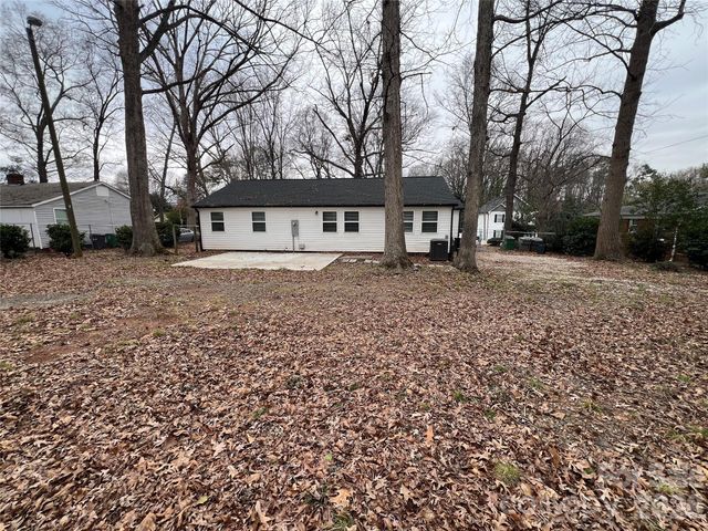 2631 Kenhill Drive, Charlotte, NC 28208