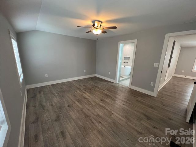 2631 Kenhill Drive, Charlotte, NC 28208