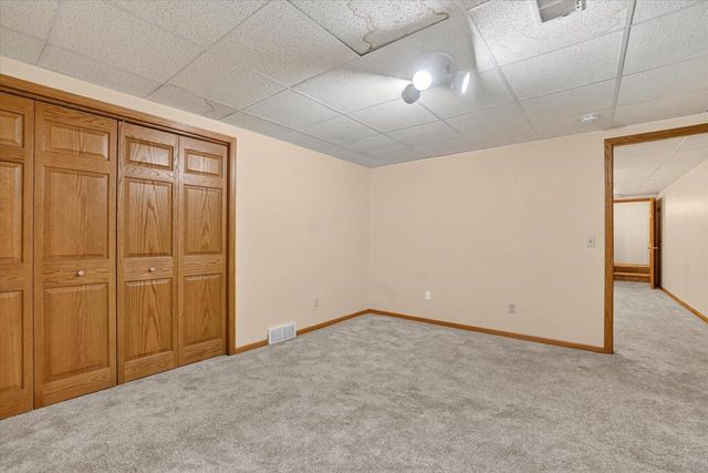 6702 N Abey Court, Evansville, WI 53536