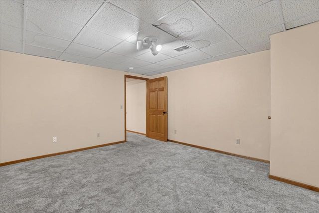 6702 N Abey Court, Evansville, WI 53536