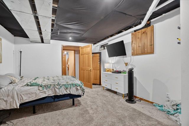 6702 N Abey Court, Evansville, WI 53536