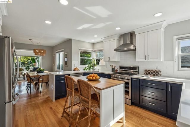 2465 2465 Alida St, Oakland, CA 94602