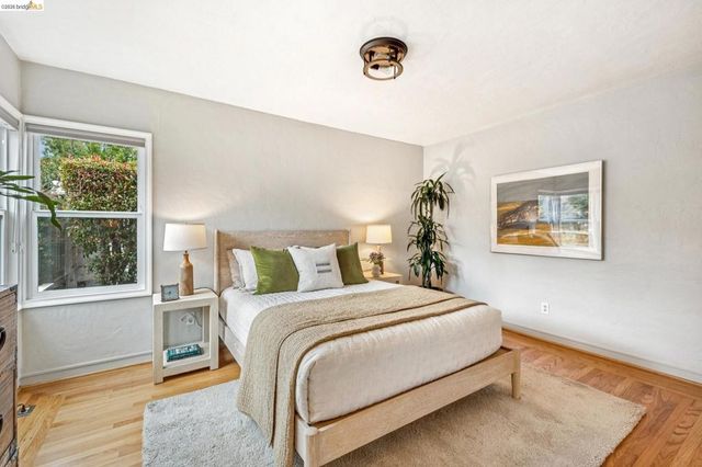 2465 2465 Alida St, Oakland, CA 94602