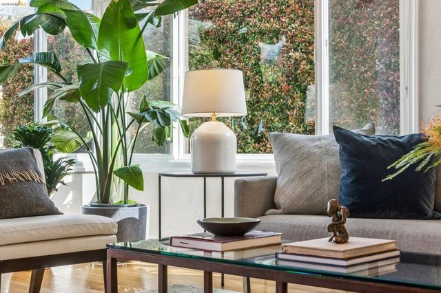 2465 2465 Alida St, Oakland, CA 94602