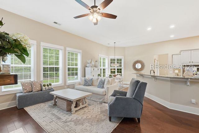 8 Dovetree Ln, Bluffton, SC 29910