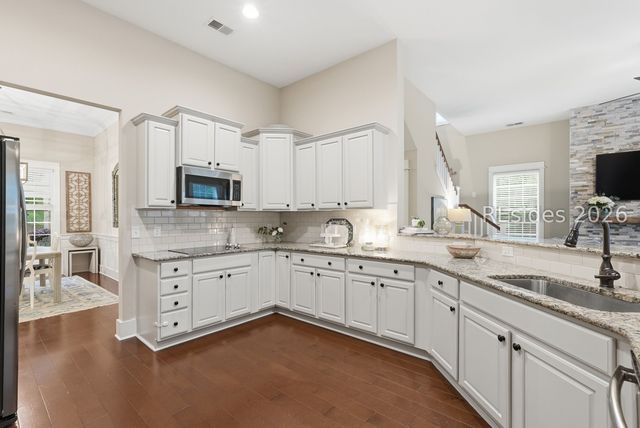 8 Dovetree Ln, Bluffton, SC 29910