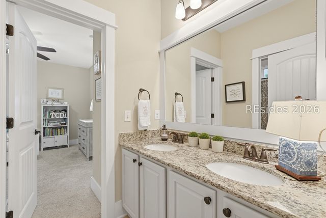 8 Dovetree Ln, Bluffton, SC 29910